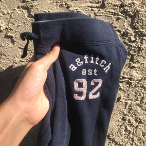 ABERCROMBIE COMFY PANTS